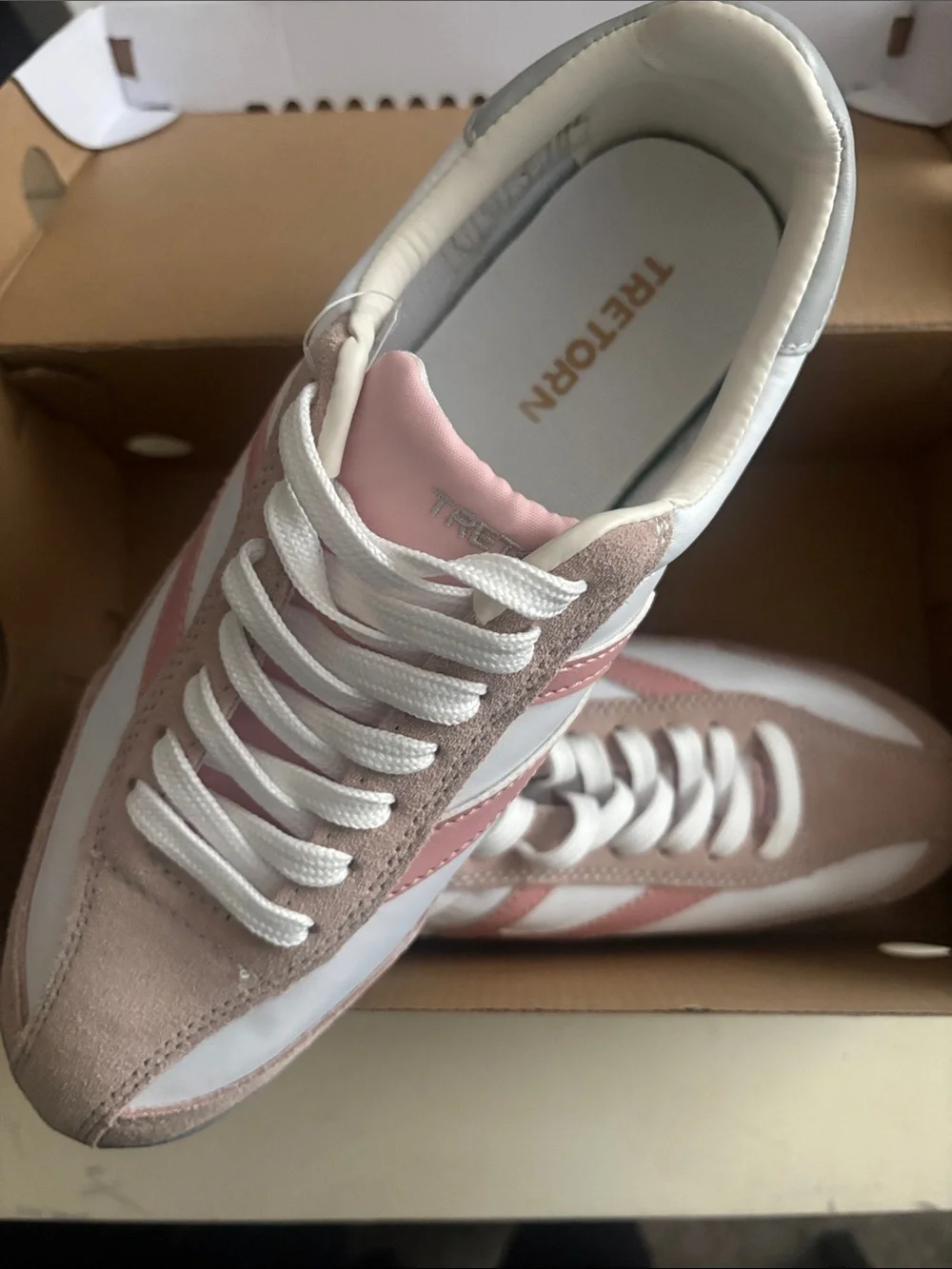 Tretorn Women's Pink and White Retro Runner Sneakers